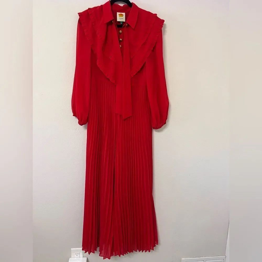FARM Rio Women's Red Maxi Pleated Jumpsuit Neck Tie Buttons Flowy Sz Medium DM3 - Picture 8 of 16